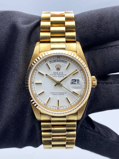 Rolex Day-Date 18038 President White Dial Mens Watch Box Papers