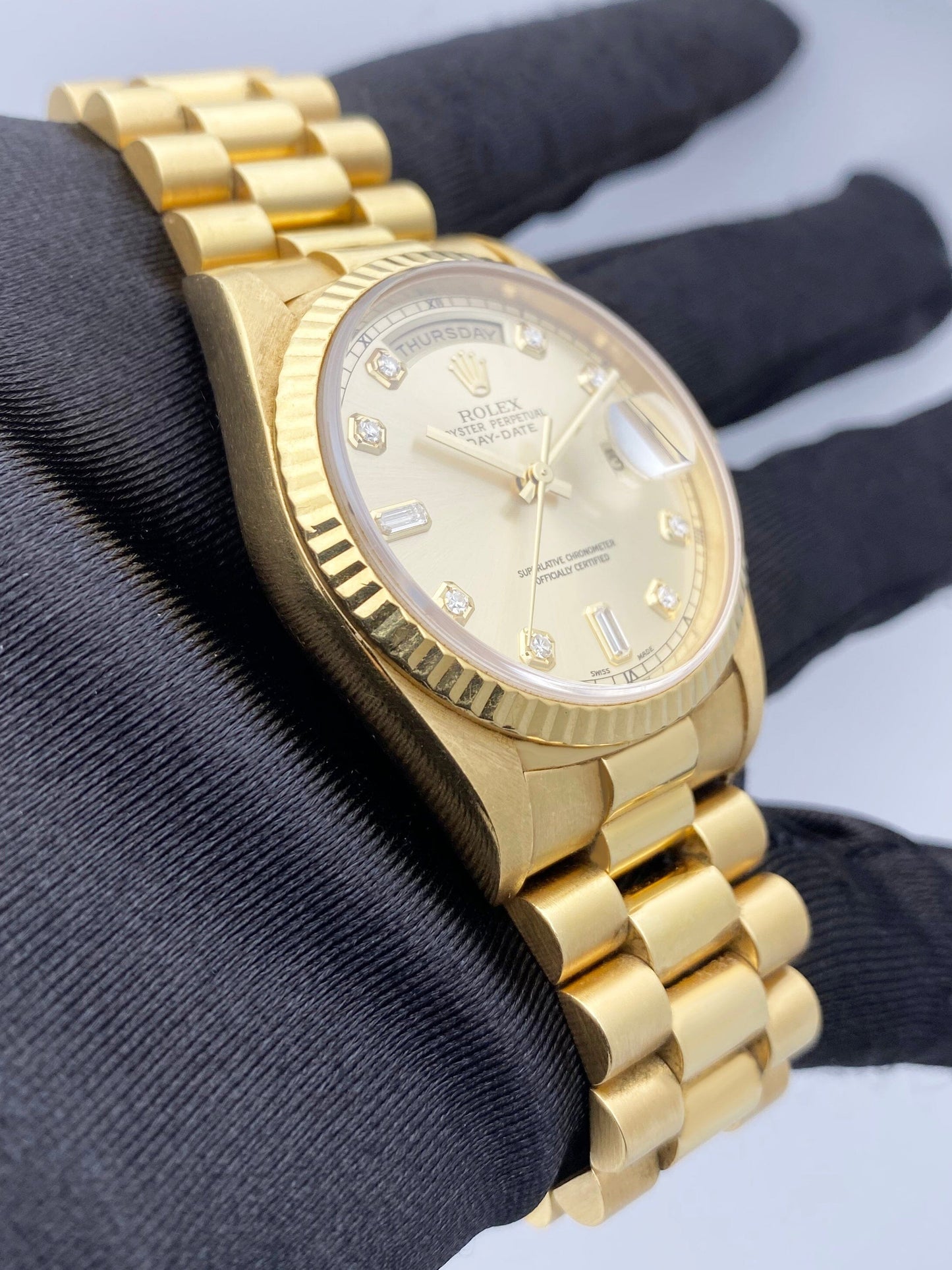 Rolex Day Date 18238 Diamond Champange Dial Mens Watch