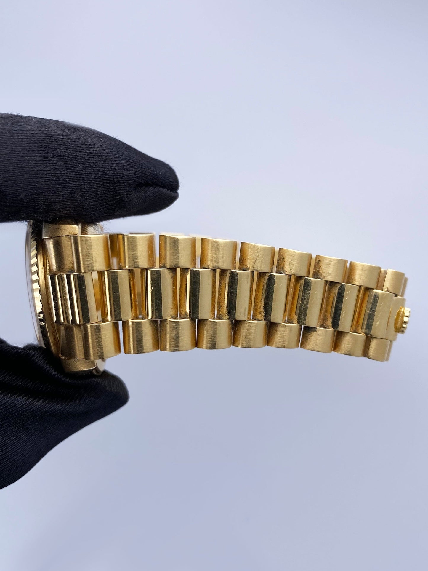 Rolex Day Date 18238 Diamond Champange Dial Mens Watch