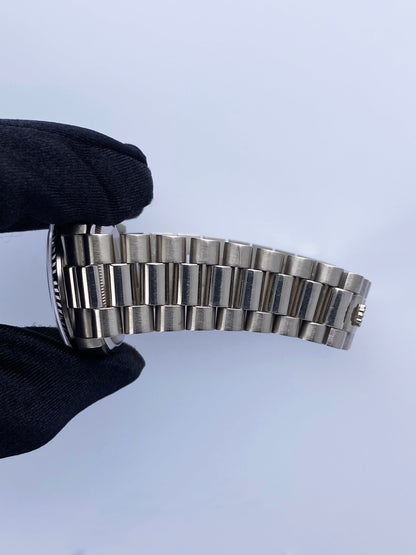 Rolex Day Date 18239 President 18K White Gold Diamond Dial Mens Watch - Wristwatch
