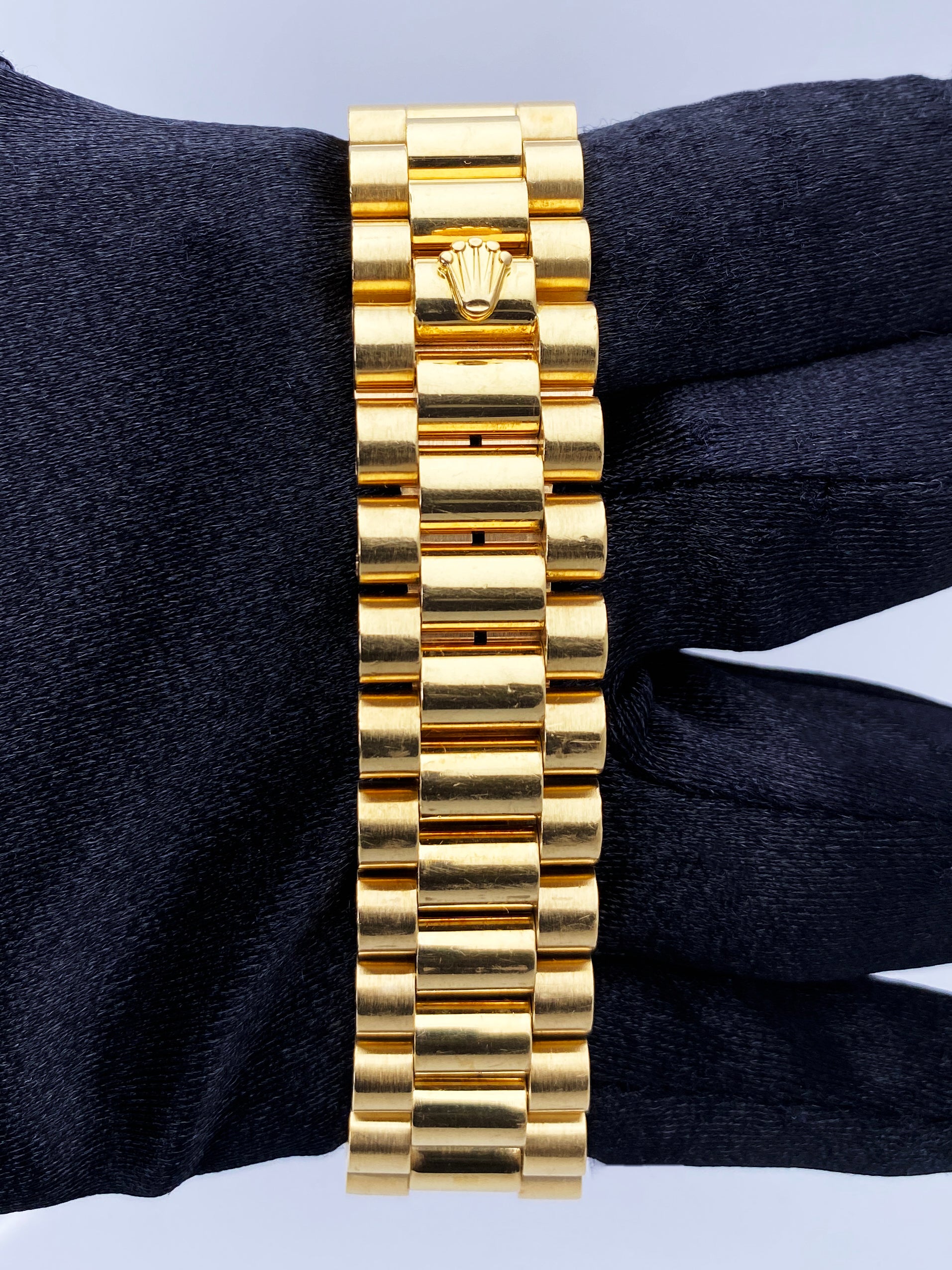 Rolex Day Date 18348 Diamond Black Dial Mens Watch – Phigora