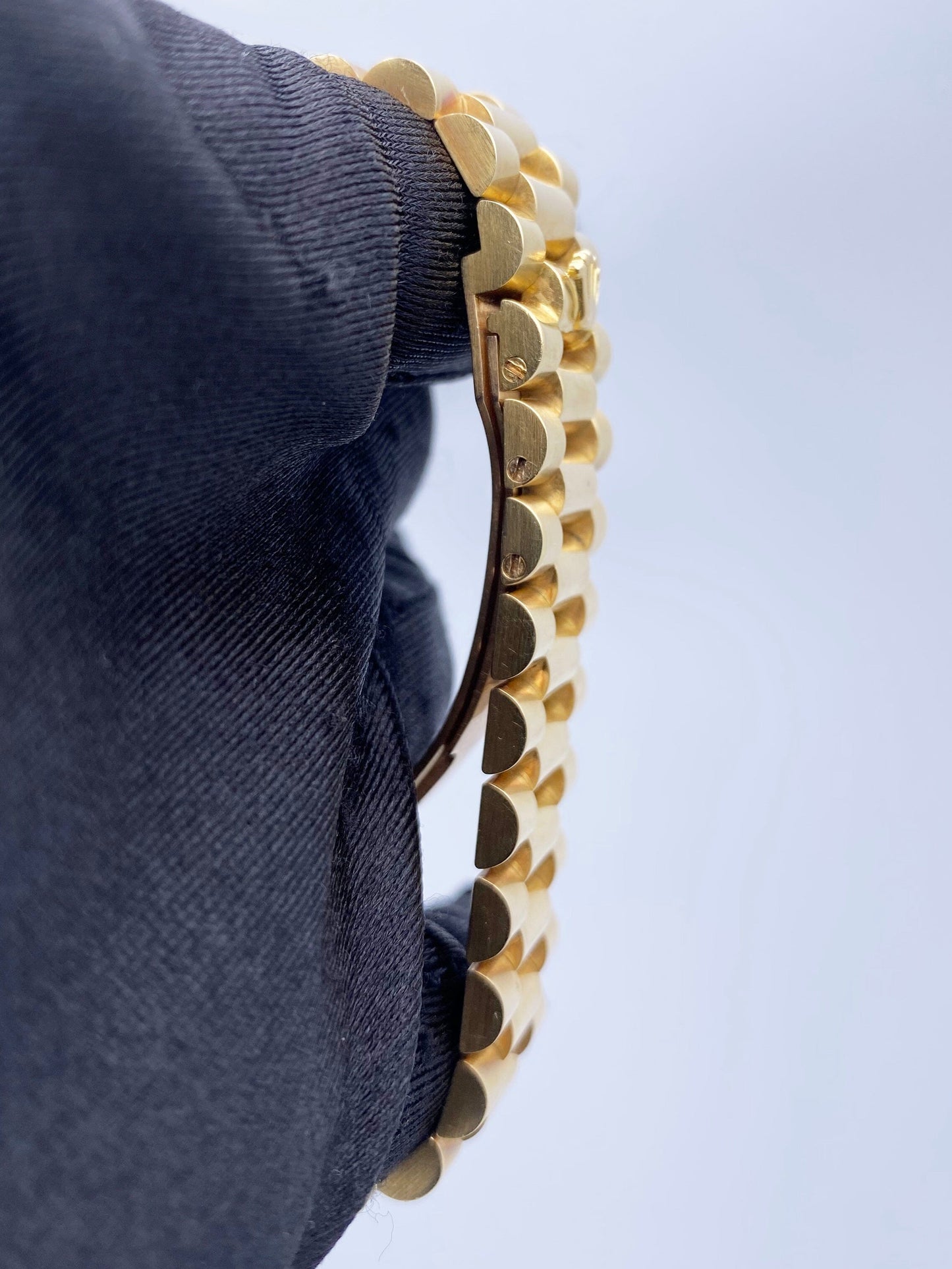 Rolex Day-Date 18388 Diamond 18K Yellow Gold Mens Watch