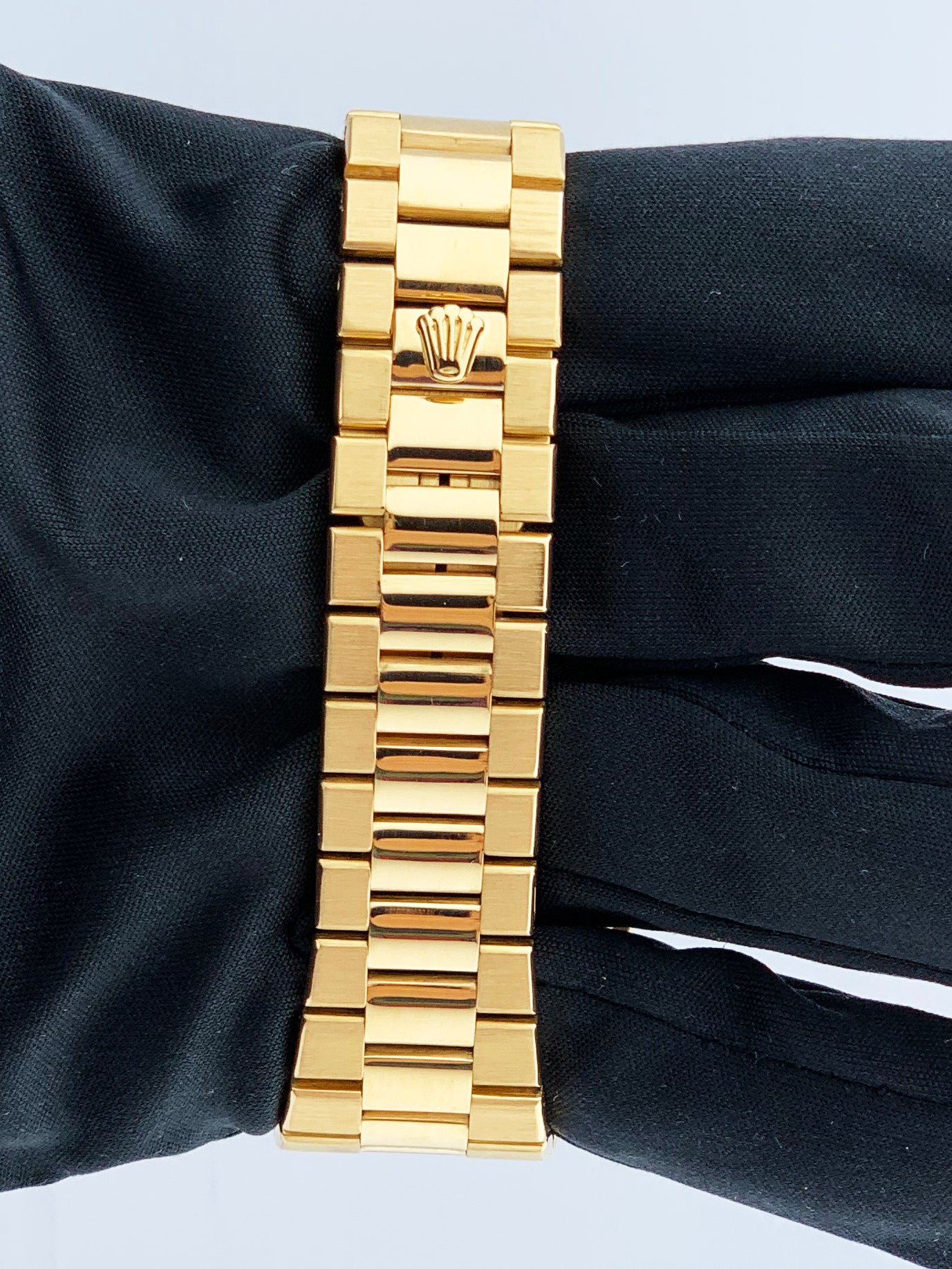 Rolex Day Date Oysterquartz 19018 18K Yellow Gold Wood Dial Mens Watch - Wristwatch