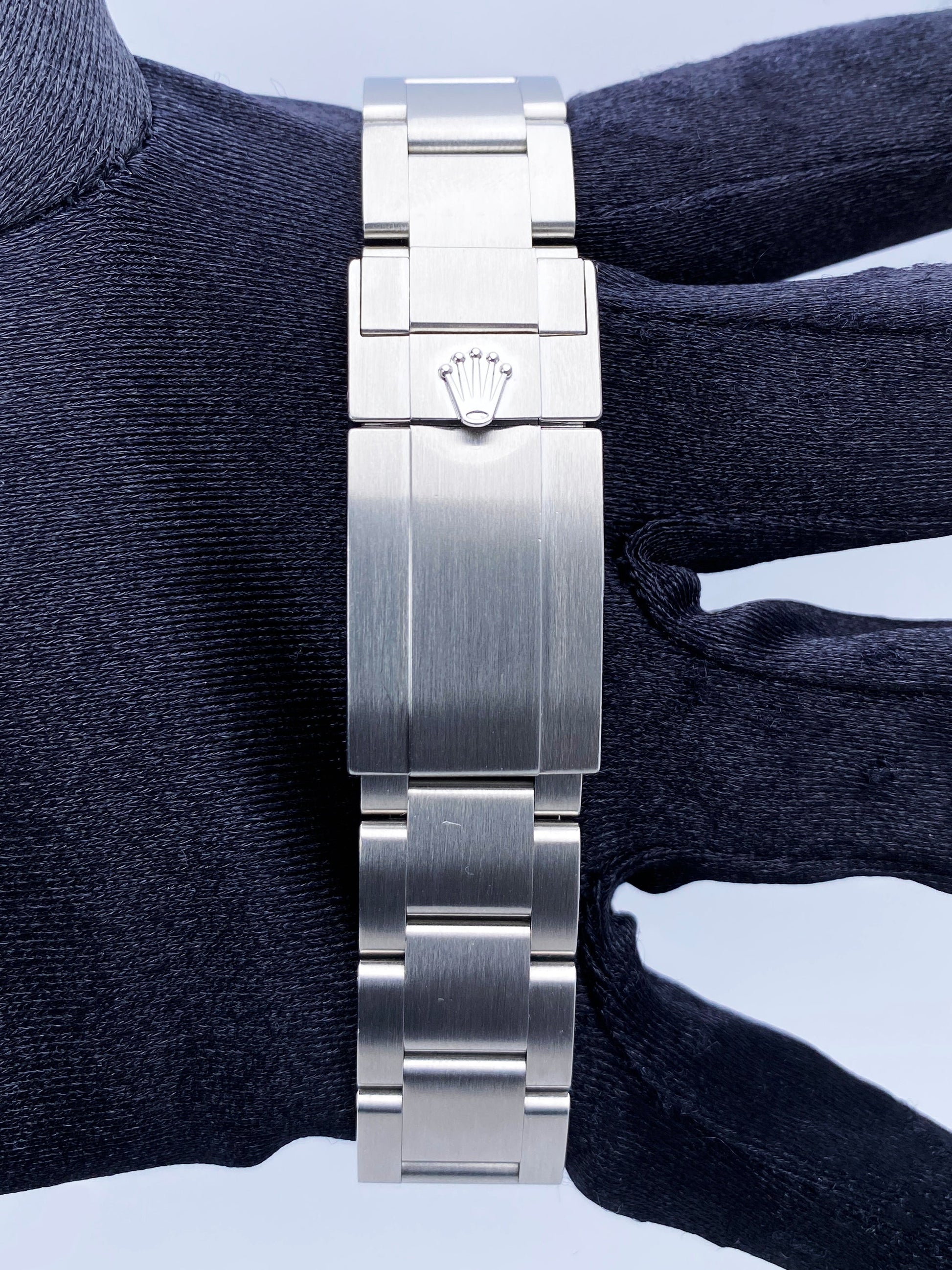 Rolex Explorer 214270 Mens Watch Box Papers