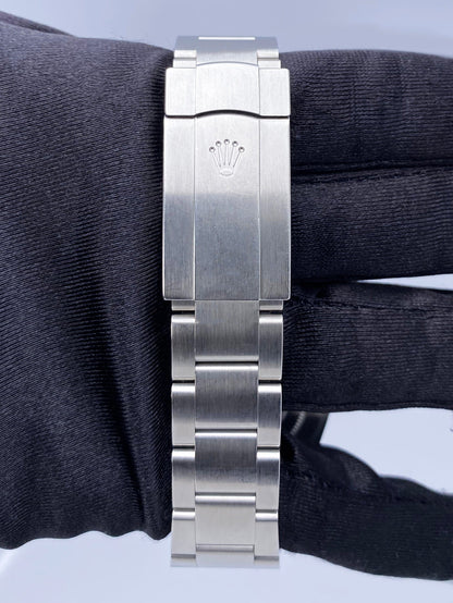 Rolex Oyster Perpetual 114300 Red Grape Dial Mens Watch Box Papers