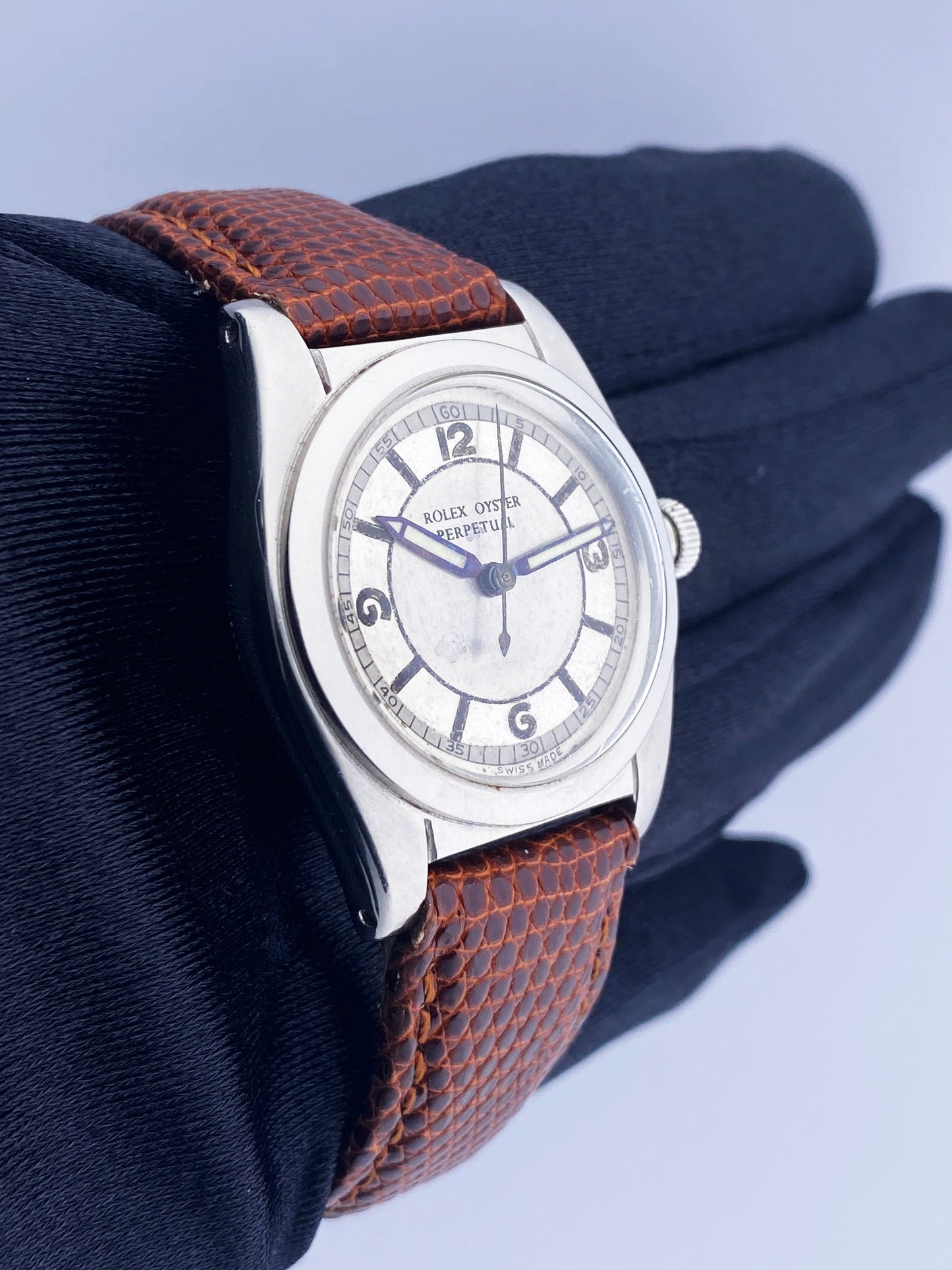 Rolex Oyster Perpetual 2940 Bubbleback Mens Watch - Virtual