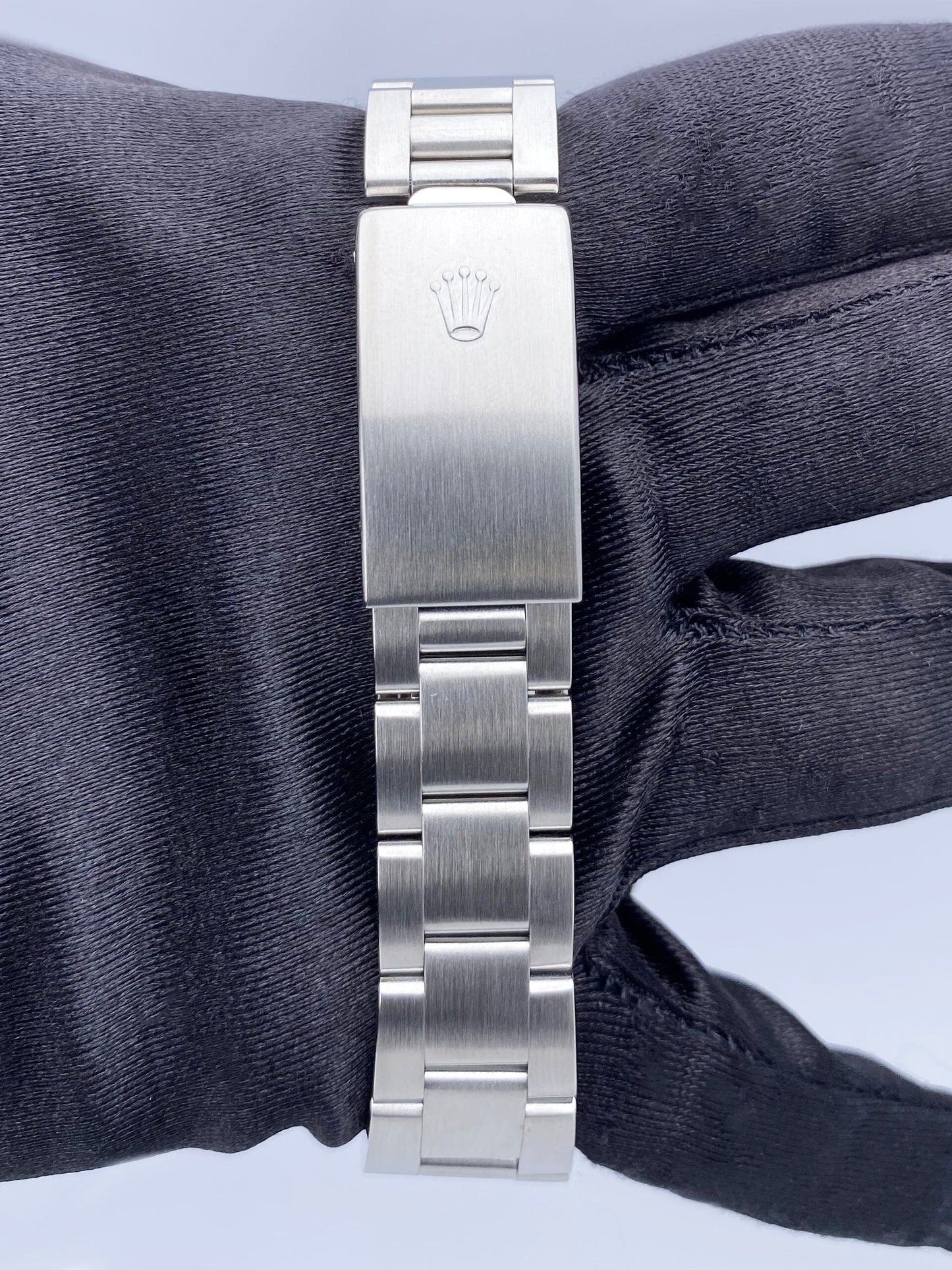 Rolex Oyster Perpetual Date 15210 Silver Dial Mens Watch Box Papers - Watches
