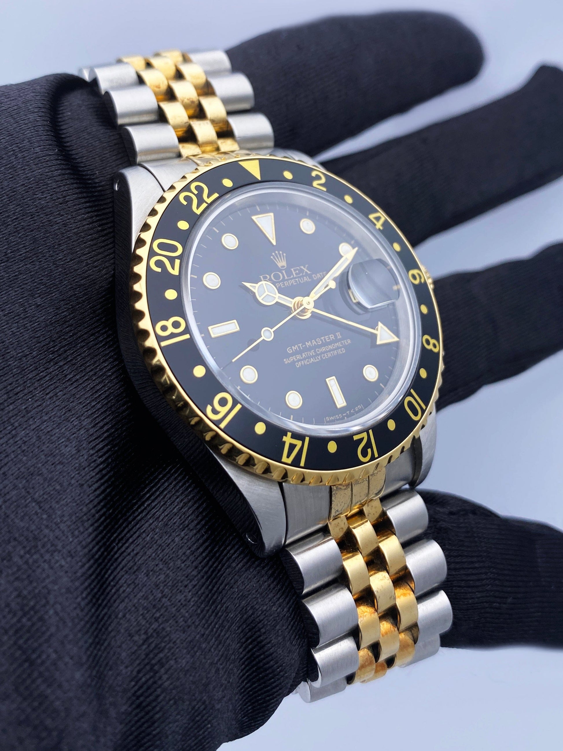 Rolex Oyster Perpetual Date GMT Master ll 16713 Mens Watch