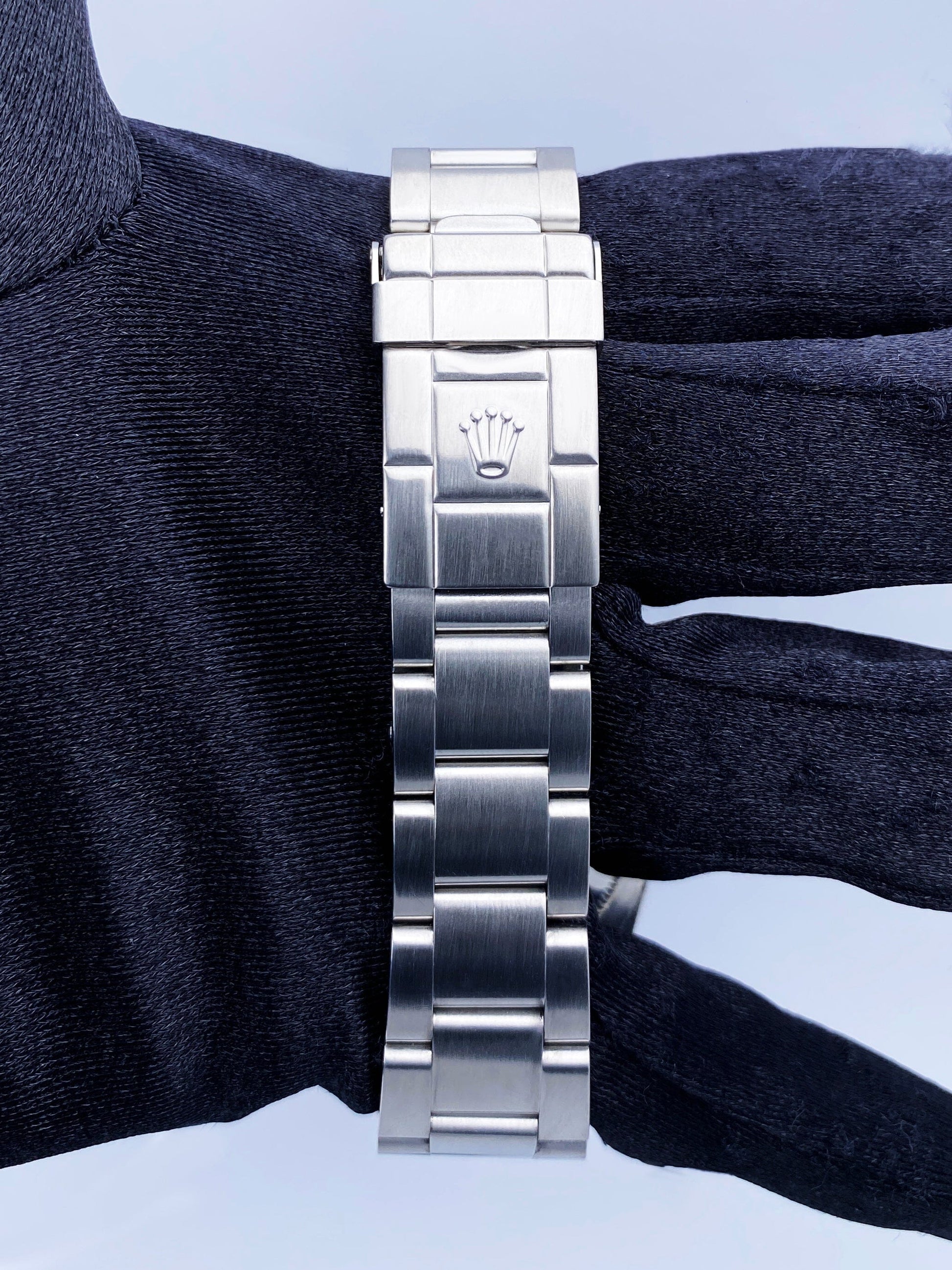 Rolex Oyster Perpetual Explorer 114270 Stainless Steel Mens Watch