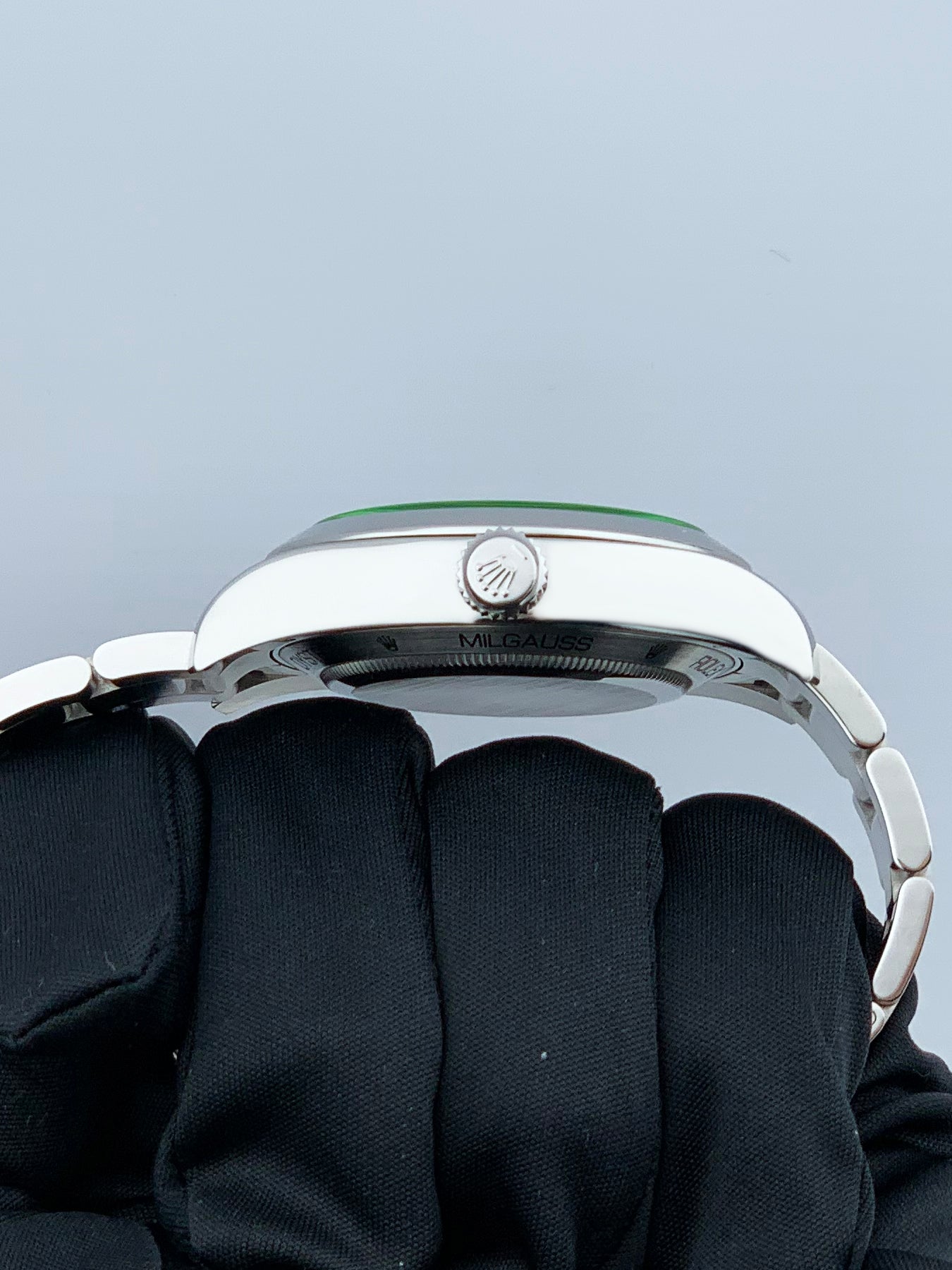 Rolex Oyster Perpetual Milgauss 116400 Mens Watch - Wristwatch