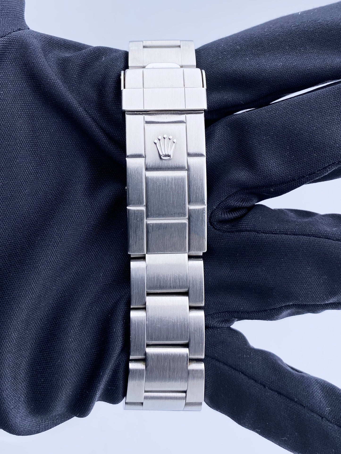 Rolex Oyster Perpetual Sea-Dweller 16610 Mens Watch Box & Papers