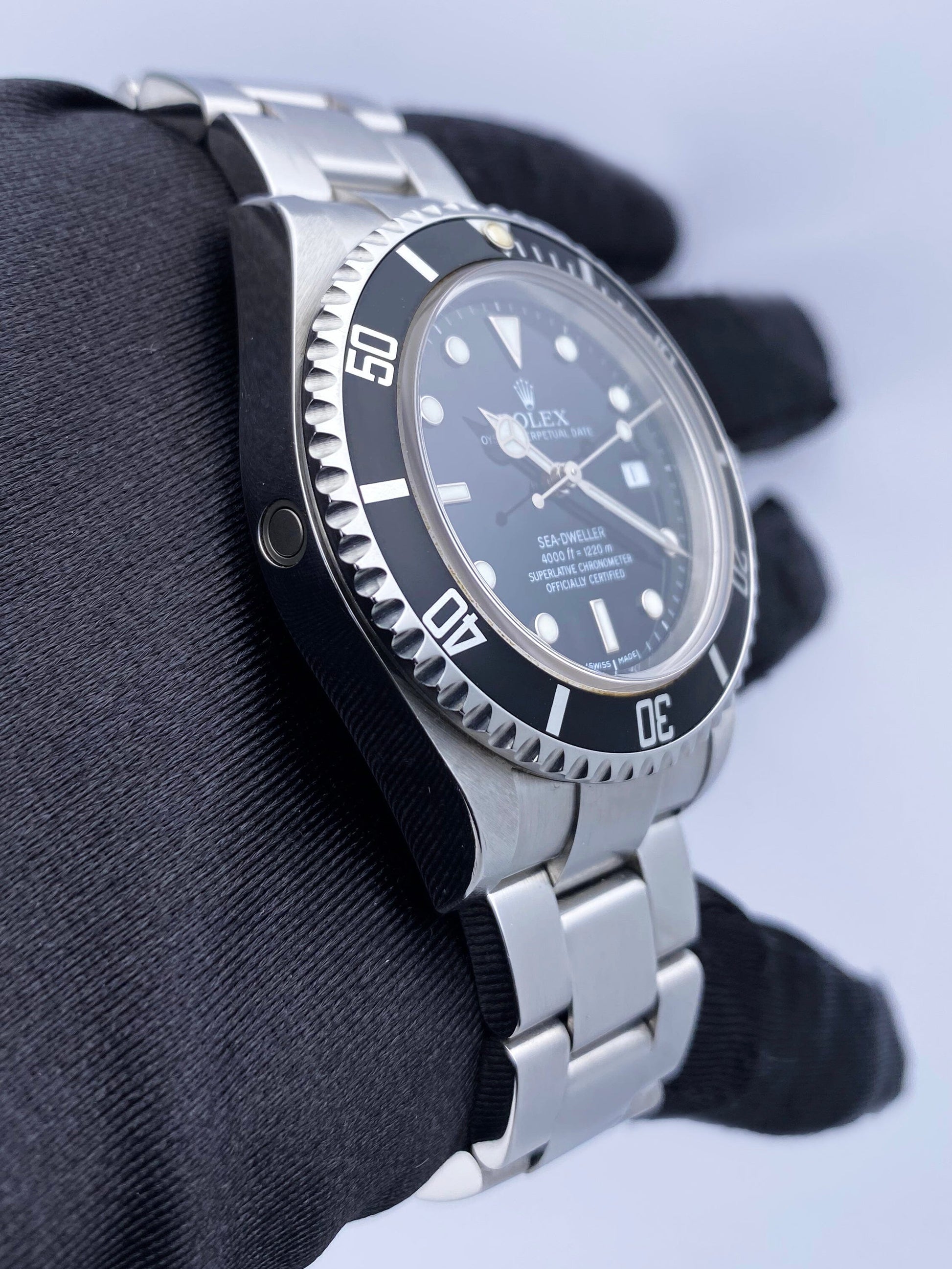 Rolex Sea Dweller 16600 Black Dial Steel Mens Watch Box Papers
