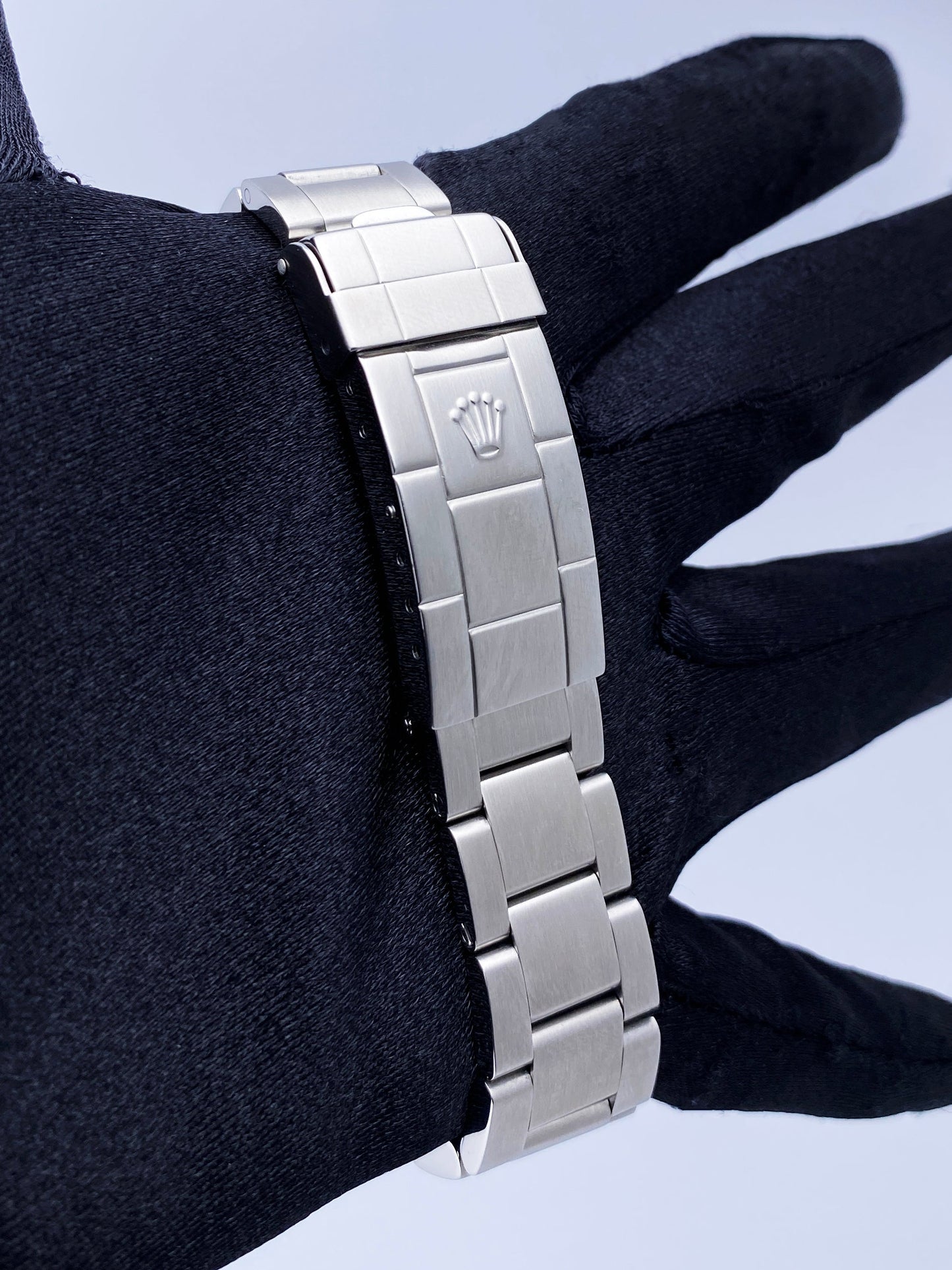 Rolex Sea-Dweller 16600 Blue Bezel Mens Watch