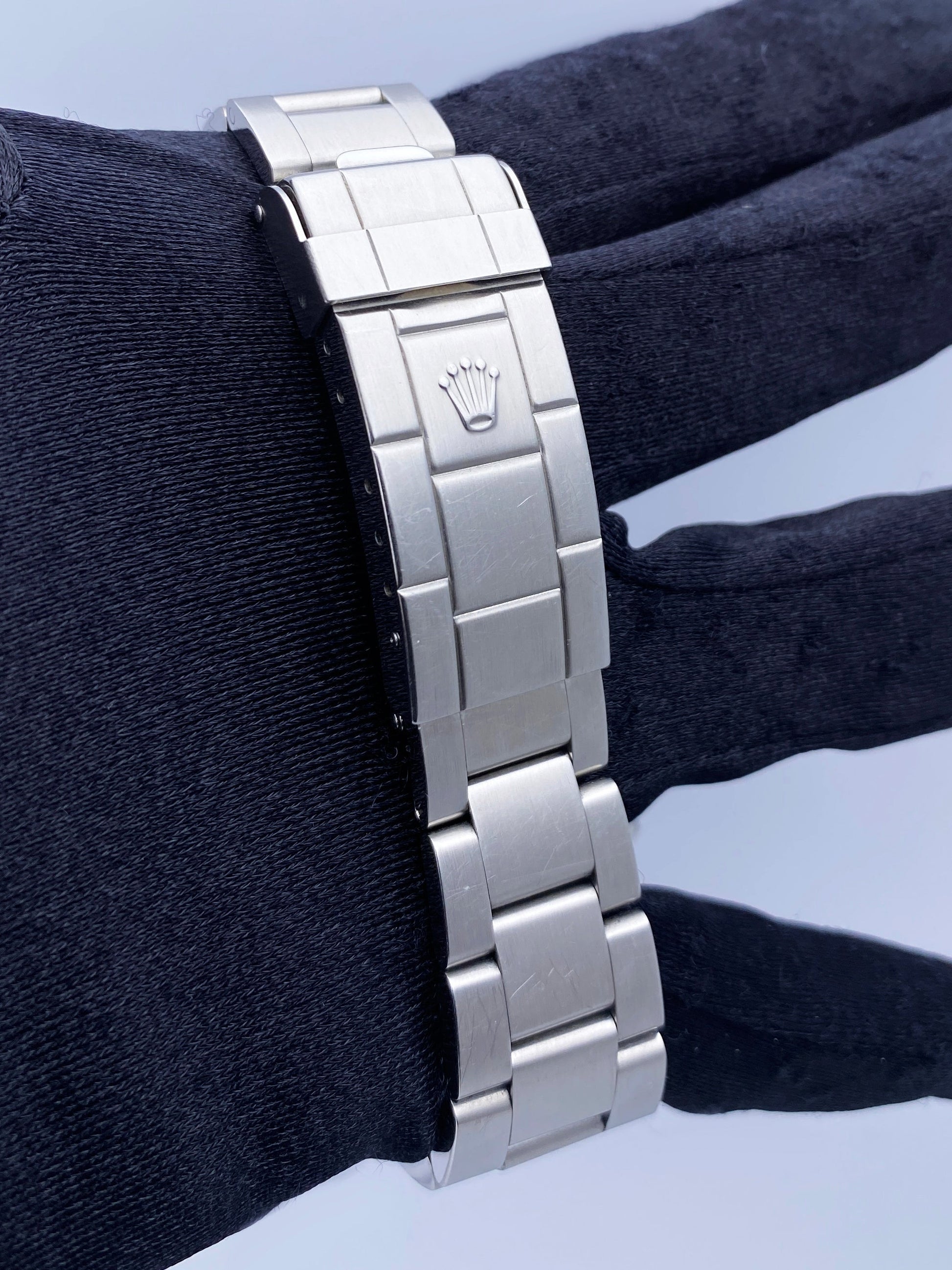Rolex Sea-Dweller 16600 Mens Watch Box & Papers