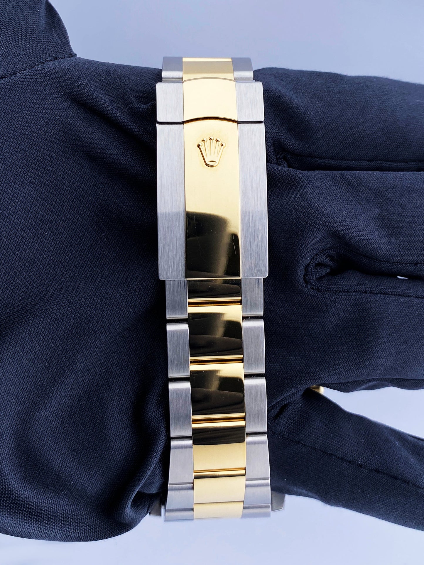 Rolex Sky Dweller 326933 Champagne Dial Mens Watch Box & Papers