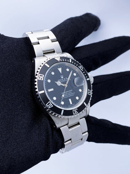 Rolex Submariner Date 16610 Mens Watch - Wristwatch