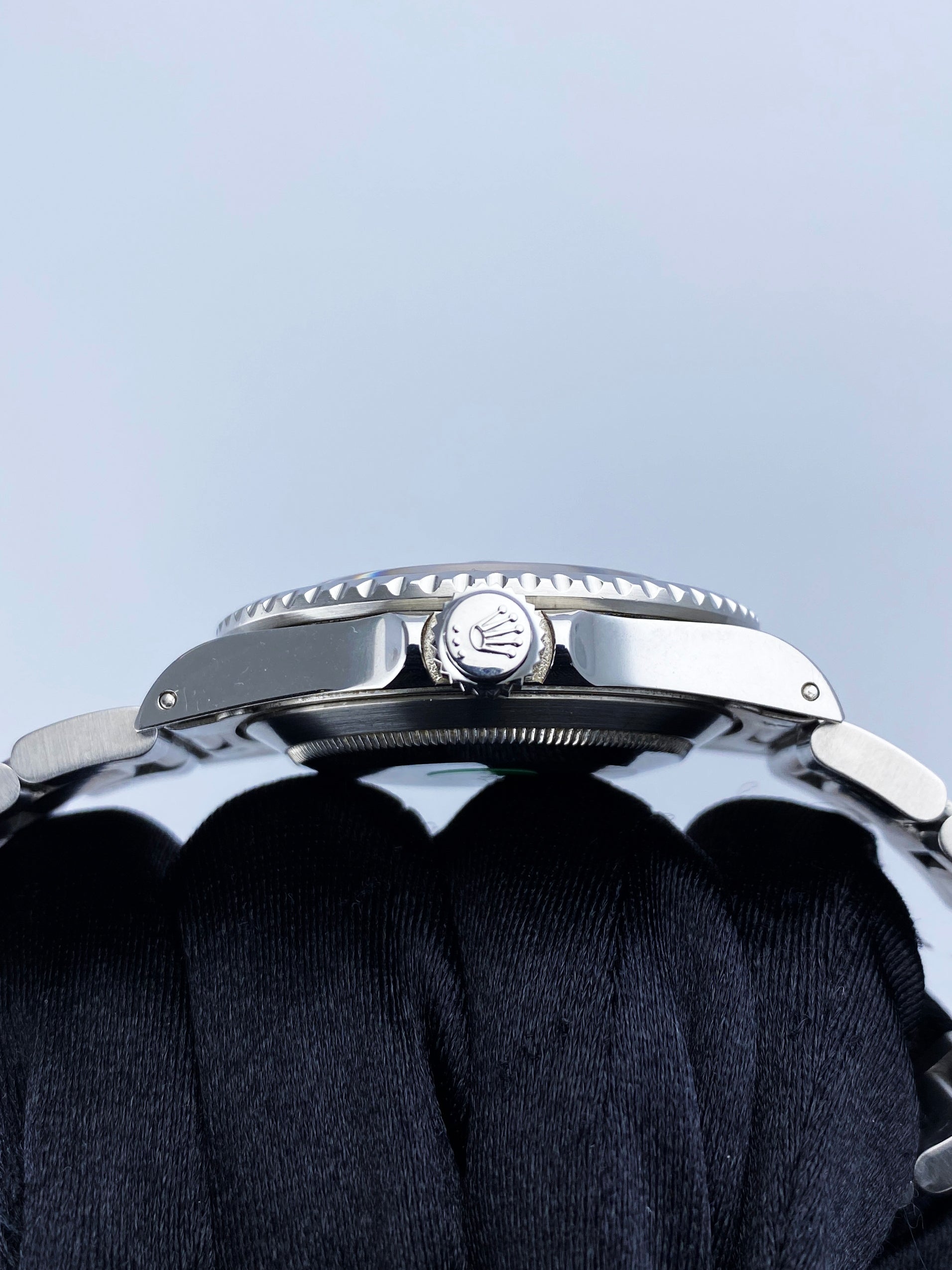 Rolex Submariner Date 16610 Mens Watch Box Papers - Virtual