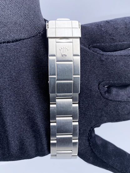 Rolex Submariner Date 16610 Mens Watch Box Papers