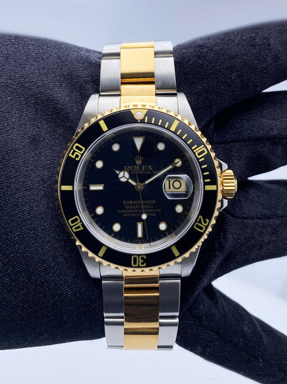 Rolex Submariner Date 16613LN Two-Tone Mens Watch Box Papers