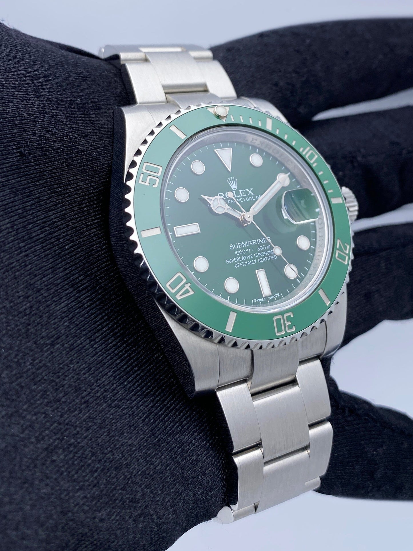 Rolex Submariner Date ’Hulk’ 116610LV Green Dial Mens Watch - Watches