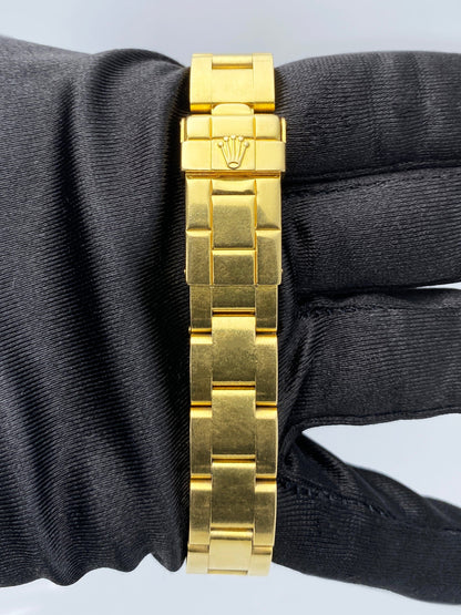 Rolex Yacht Master 69628 MOP Ruby Dial 18K Yellow Gold Watch Box Papers