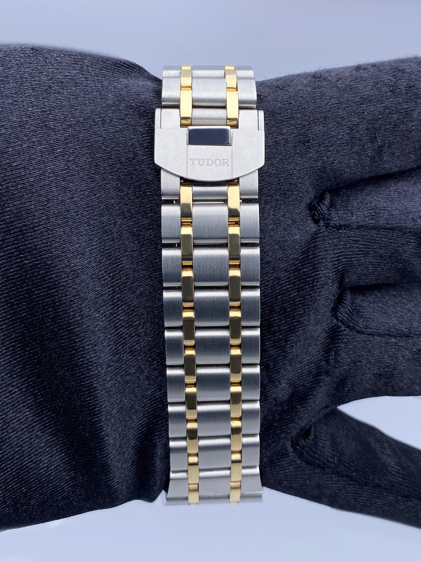 Tudor Royal 28503 Diamond Champagne Dial Mens Watch Box Papers - Watches
