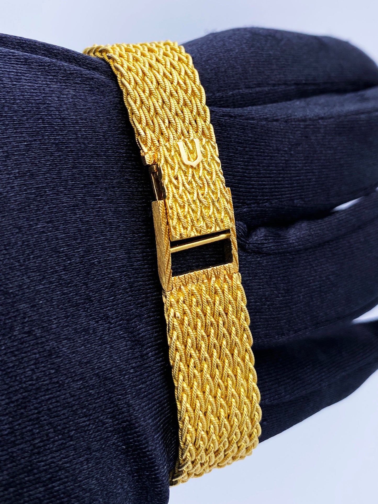 Universal Malachite Dial Diamond Bezel & 18K Yellow Gold Ladies Watch - Virtual