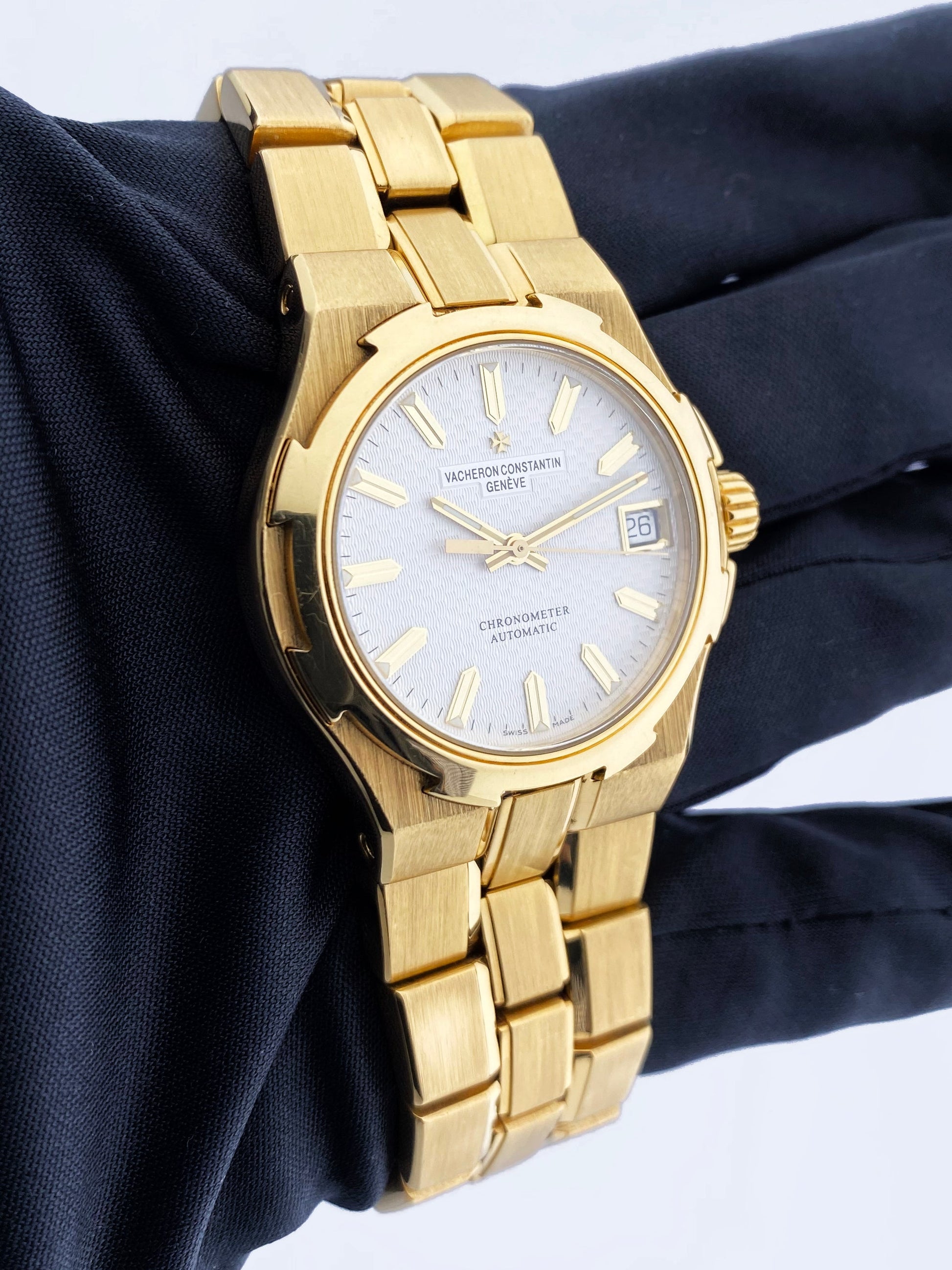 Vacheron Constantin Overseas 42050 Mens Watch - Wristwatch