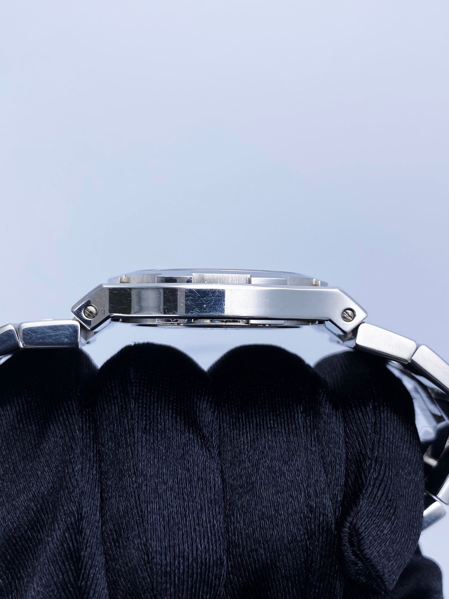 Vacheron Constantin Overseas 42050 Stainless Steel Mens Watch