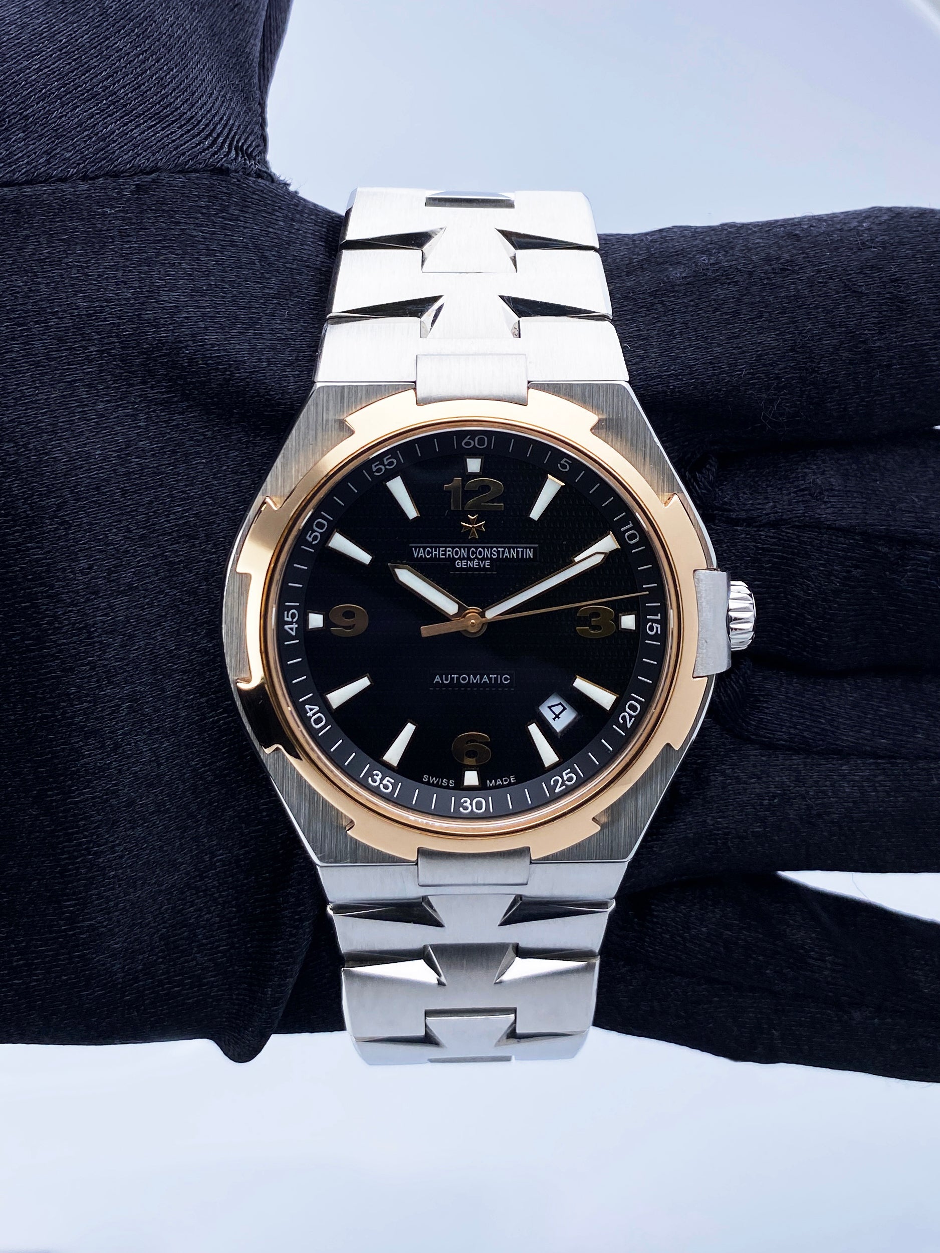 Vacheron Constantin Overseas 47040 18K Rose Gold Bezel Mens – Phigora