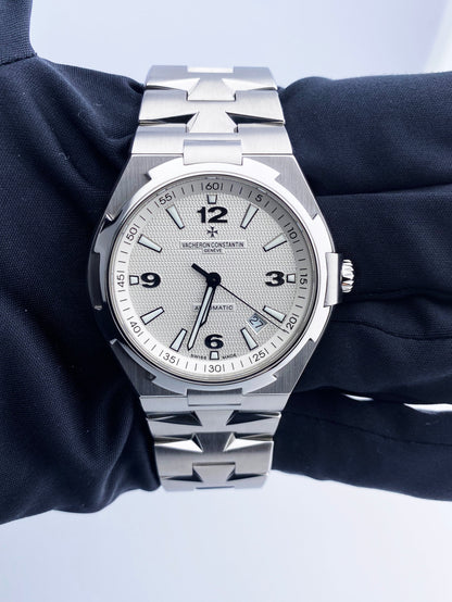 Vacheron Constantin Overseas 47040 Mens Watch Papers.