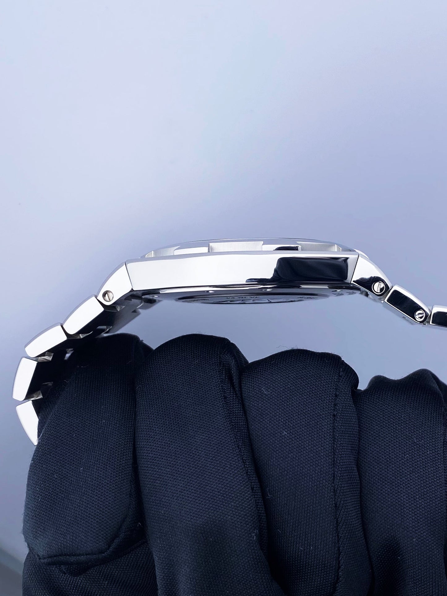 Vacheron Constantin Overseas 47040 Mens Watch Papers.