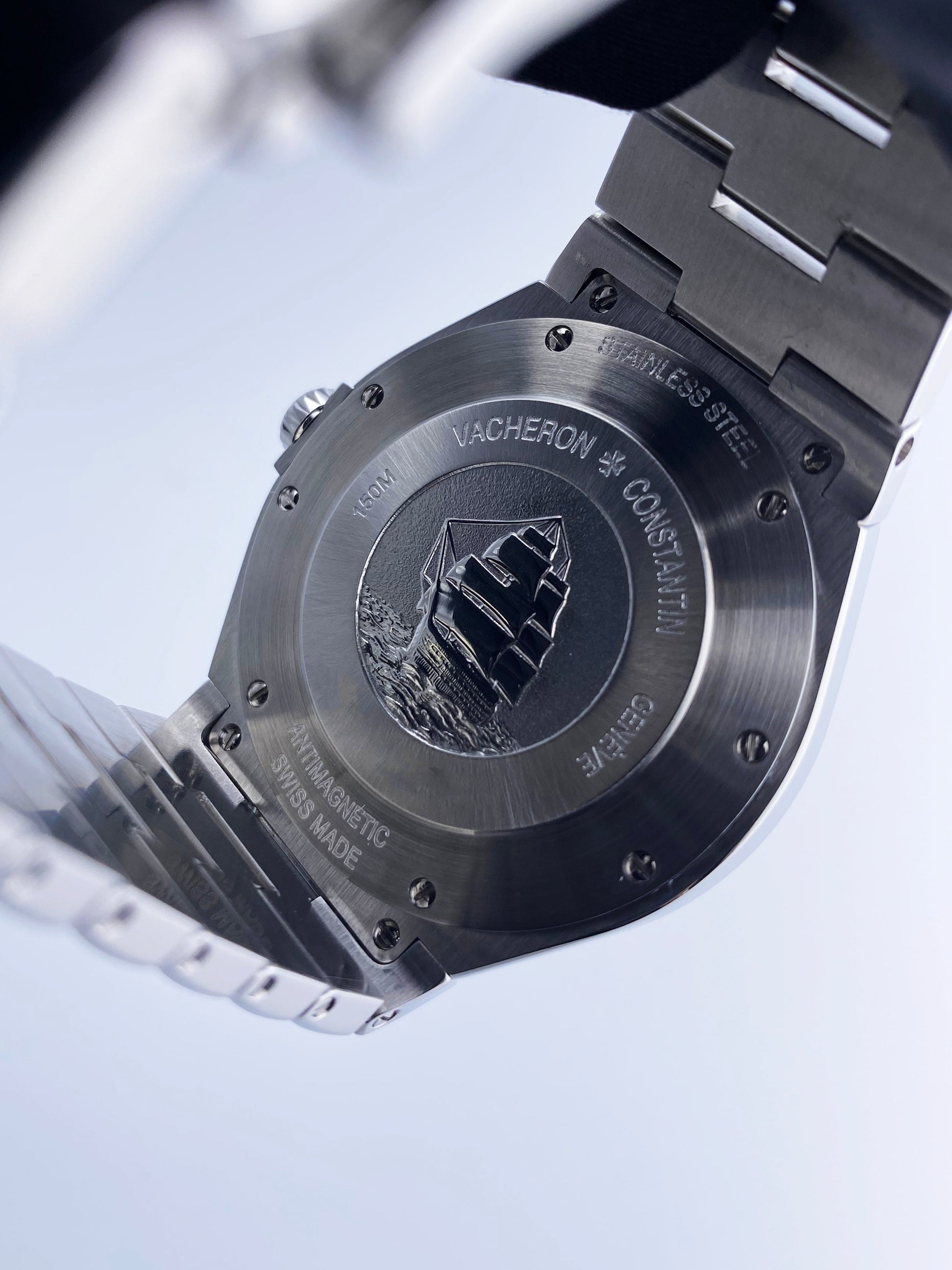 Vacheron Constantin Overseas 47040 Mens Watch Papers.