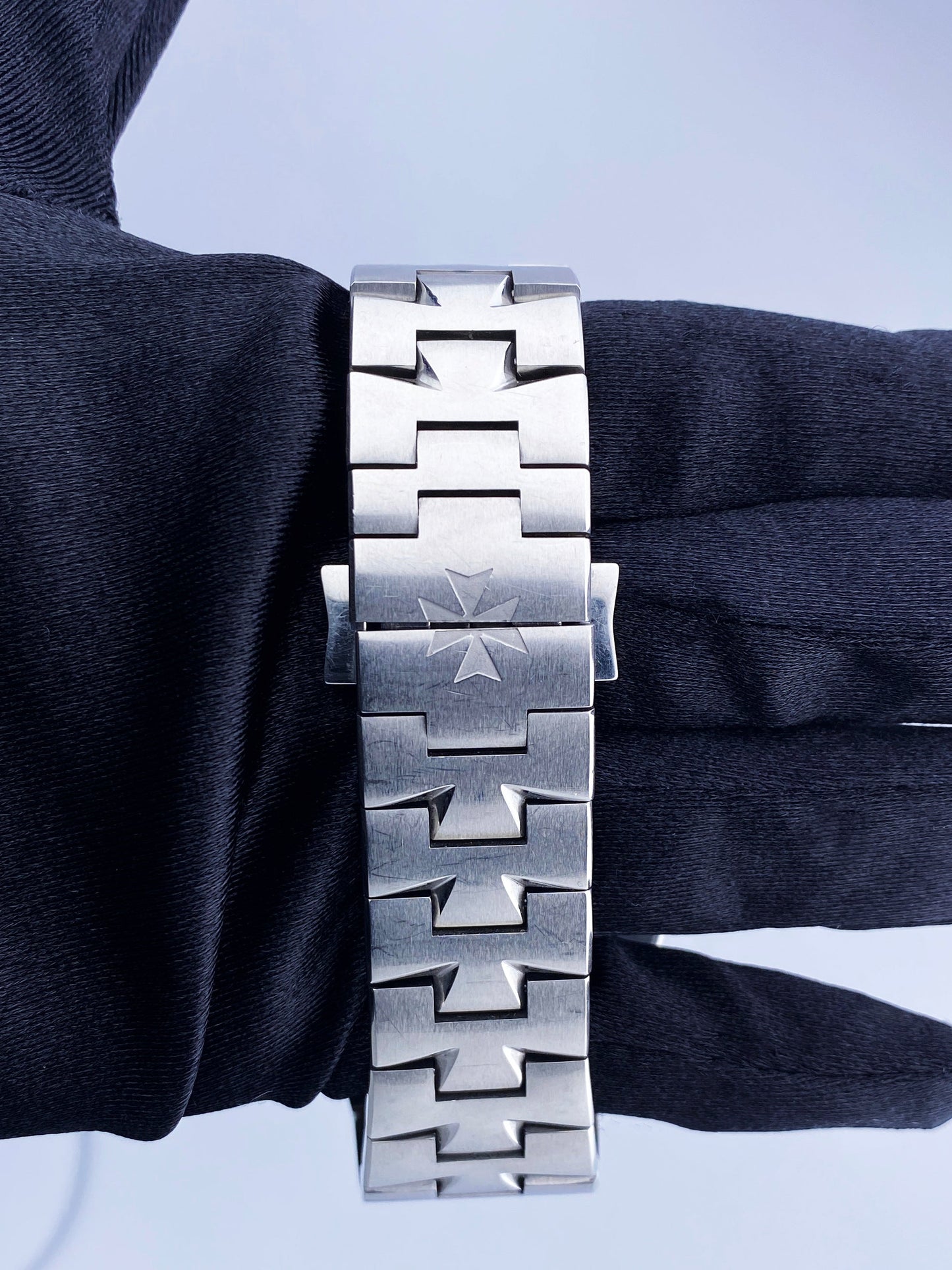 Vacheron Constantin Overseas 47450 Stainless Steel Mens Watch - Virtual
