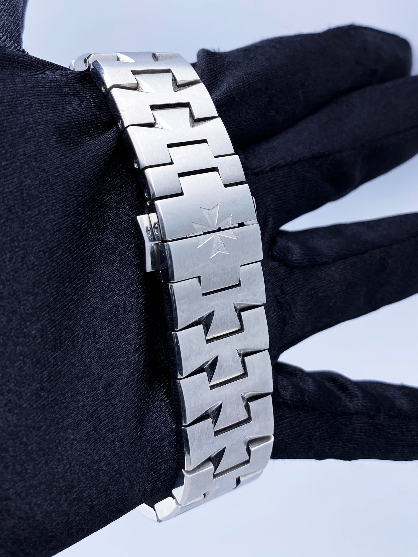 Vacheron Constantin Overseas 47450 Stainless Steel Mens Watch Papers - Wristwatch