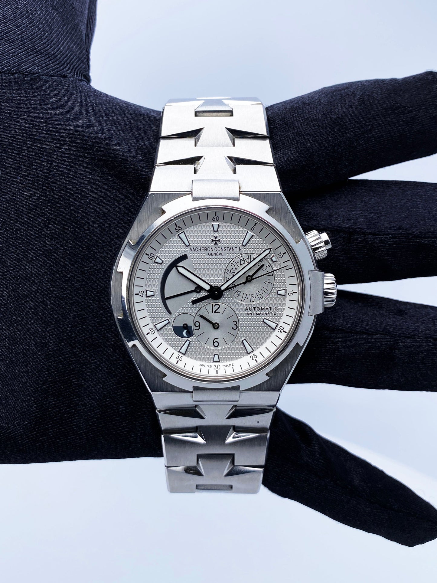 Vacheron Constantin Overseas 47450 Stainless Steel Mens Watch Papers - Wristwatch