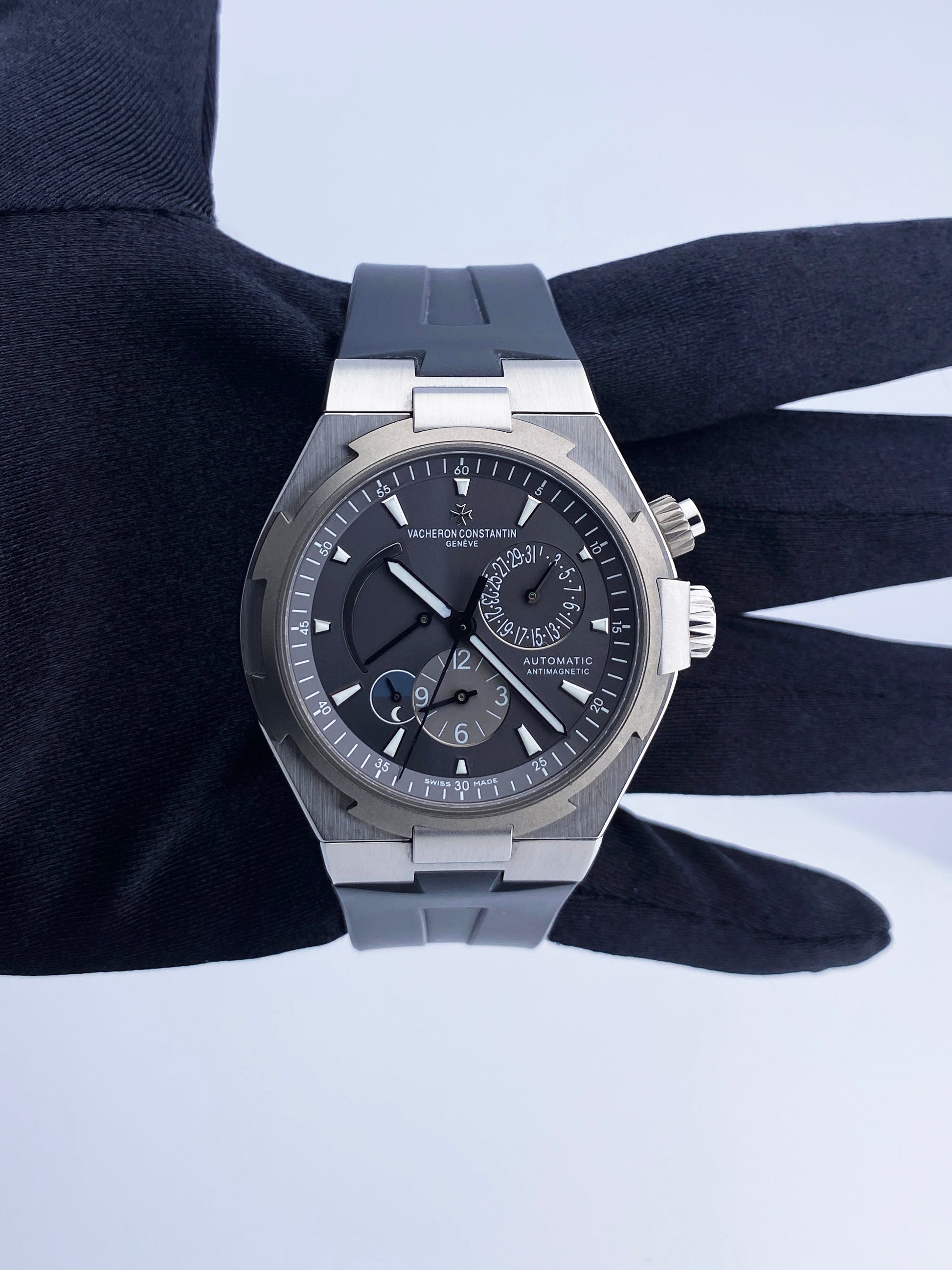 Vacheron Constantin Overseas 47450 Dual Time Mens Watch With Papers - Wristwatch
